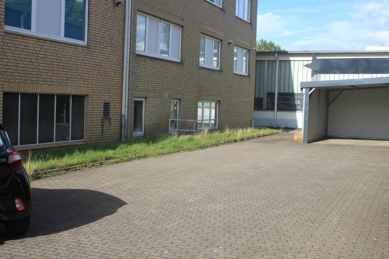 R B Apartment Am Airport Hamburg - 1-4 Personen - Kueche - Smart Tv - Waschmaschine - Perfekt Fuer Geschaeftsreisende Oder Familien Exteriér fotografie